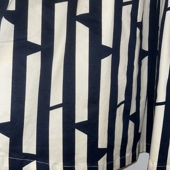 Fun, geometric midi A line skirt! - Picture 2 of 4